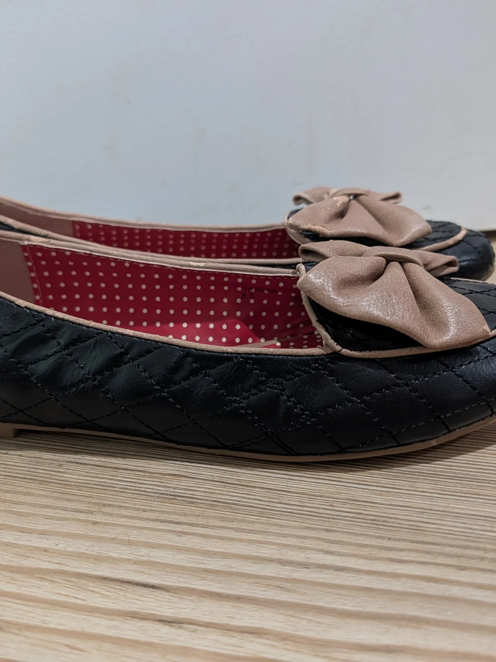 But Another Innocent Tale Black Quilted Bow Ballet Flats Size 8.5